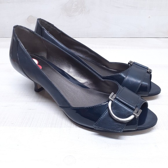 Circa Joan & David Navy Patent Pumps Womens 6 M Leather Slip On Peep Toe Shoes - Picture 1 of 15